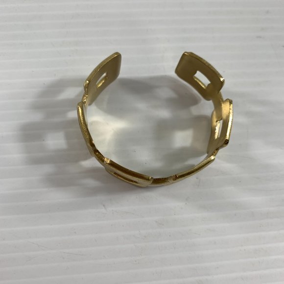 Rustic Cuff Bracelet Gold Tone Abstract Open Work Metal .75" Wide - Picture 2 of 8